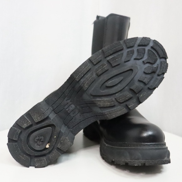 VIRÓN Black Paradigm Boots - Picture 11 of 16